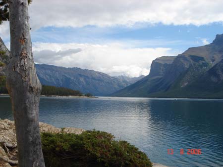 banff_pyramid_lake_2
