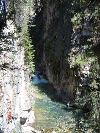 johnston_canyon_1